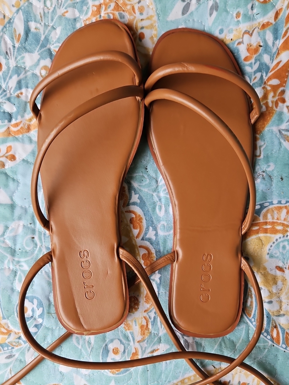 CROCS Ankle Strap Miami Lightweight Women’s Strappy Sandals in Cognac Size 39